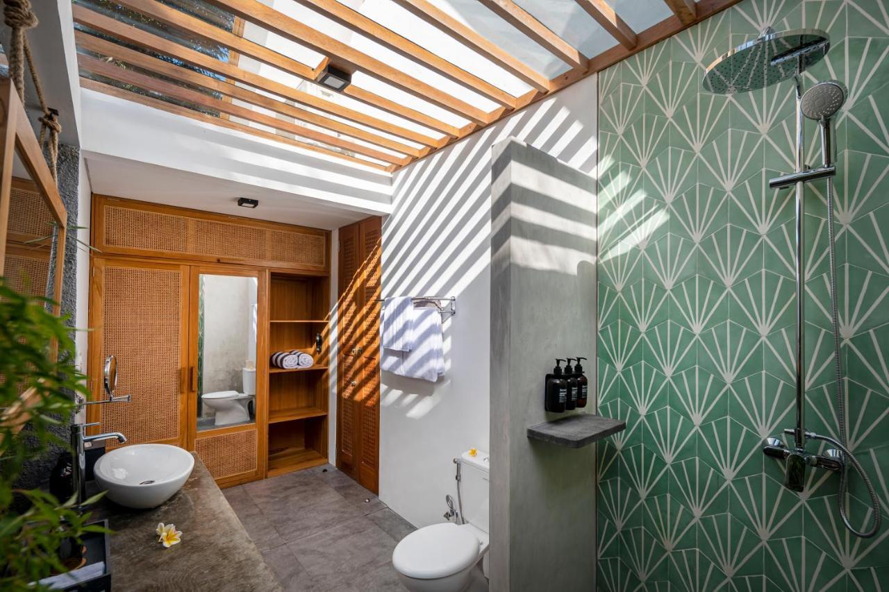 Deep Roots Dive & Yoga Resort Ped Room photo