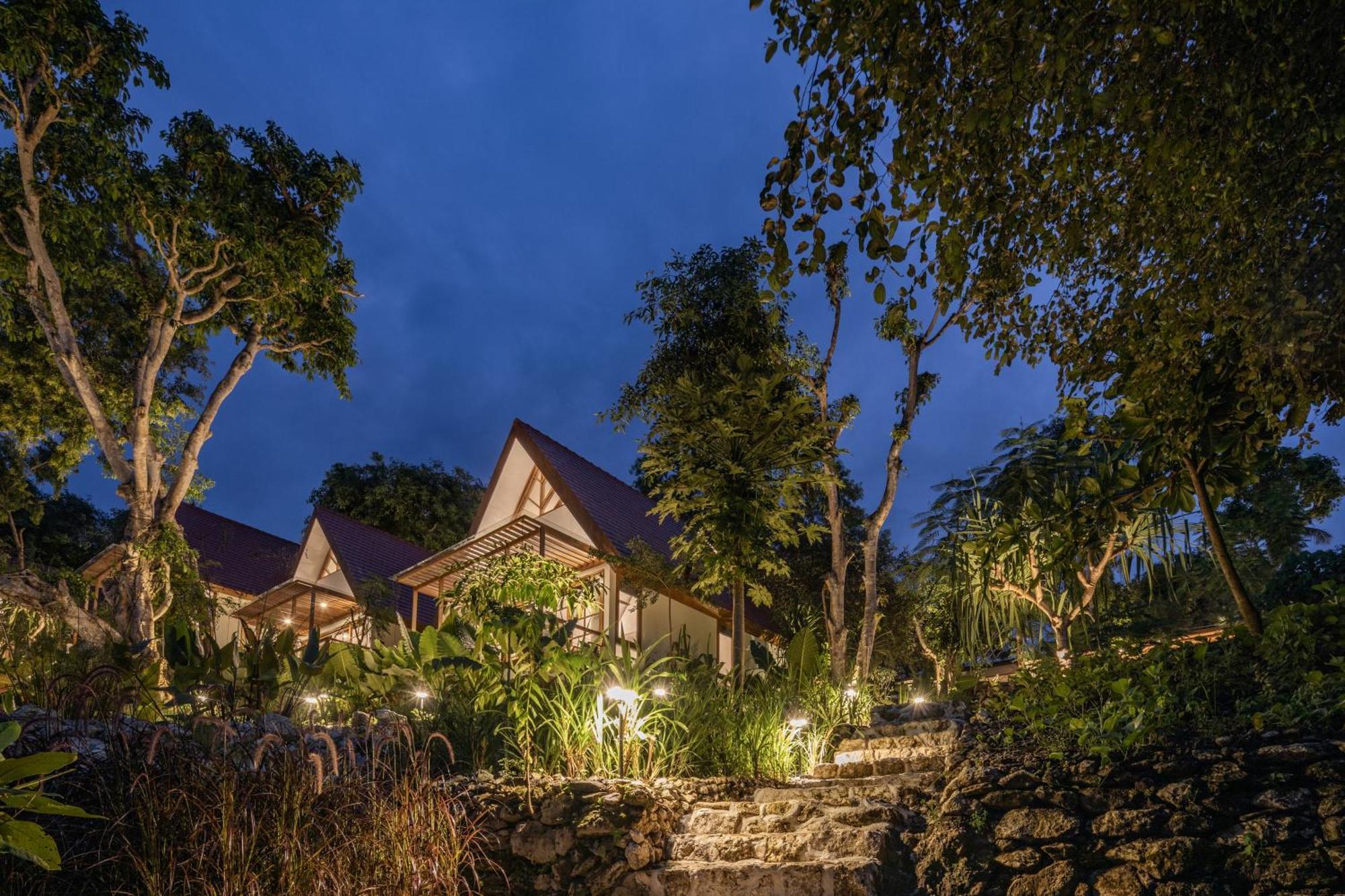 Deep Roots Dive & Yoga Resort Ped Exterior photo