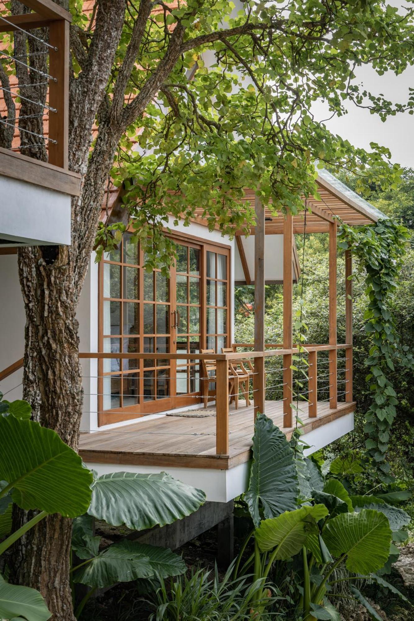 Deep Roots Dive & Yoga Resort Ped Exterior photo