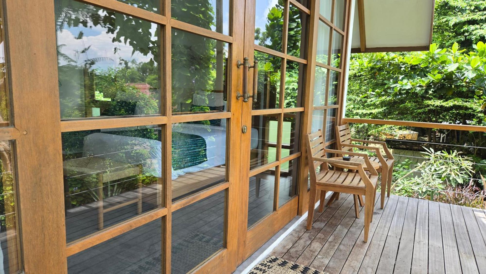 Deep Roots Dive & Yoga Resort Ped Exterior photo